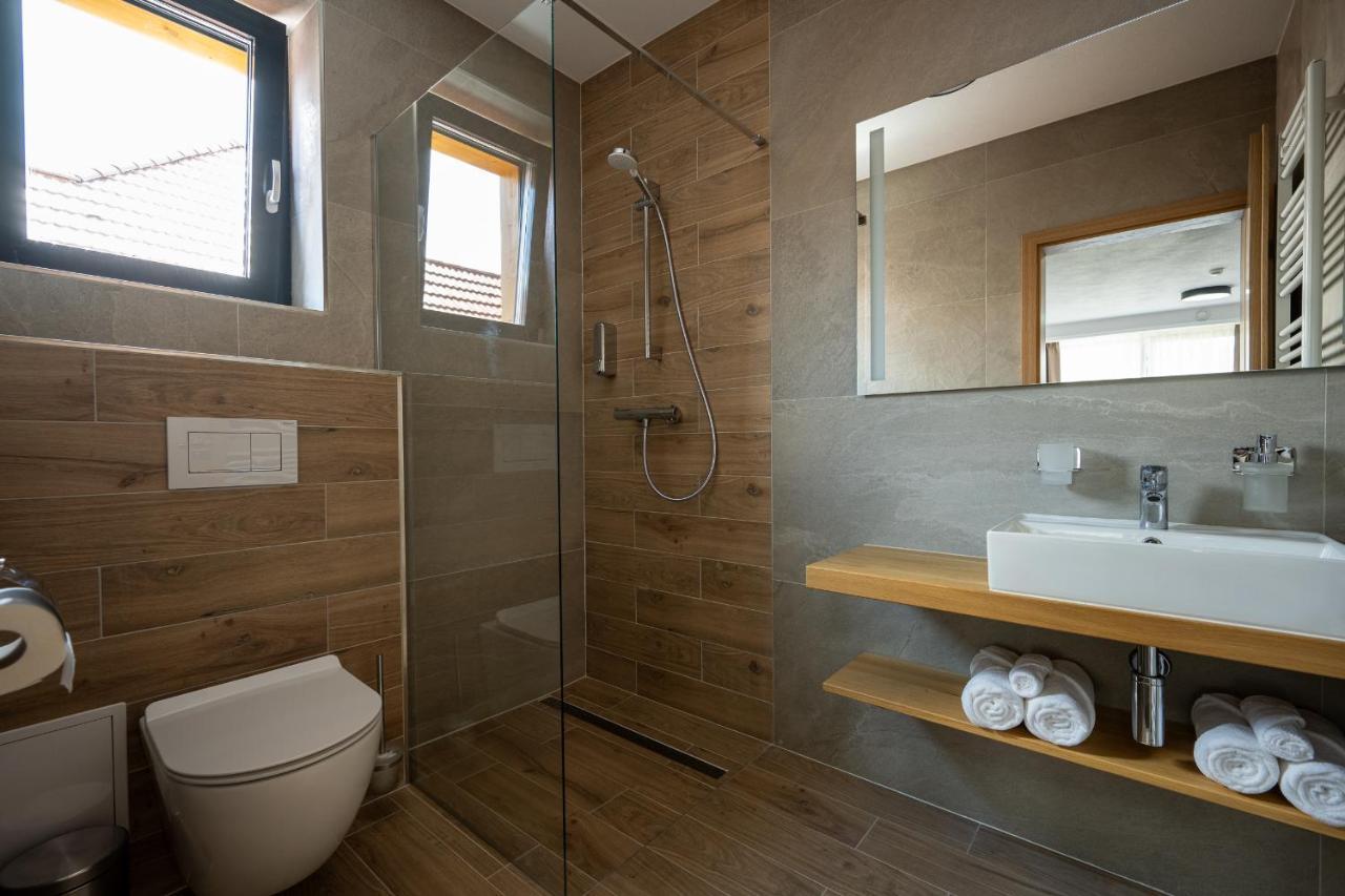 Berg Liptov Hotel Liptovský Mikuláš Екстериор снимка