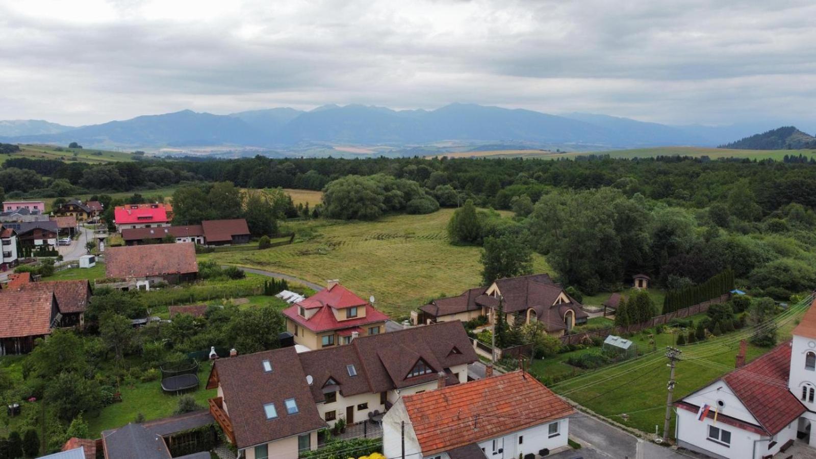 Berg Liptov Hotel Liptovský Mikuláš Екстериор снимка