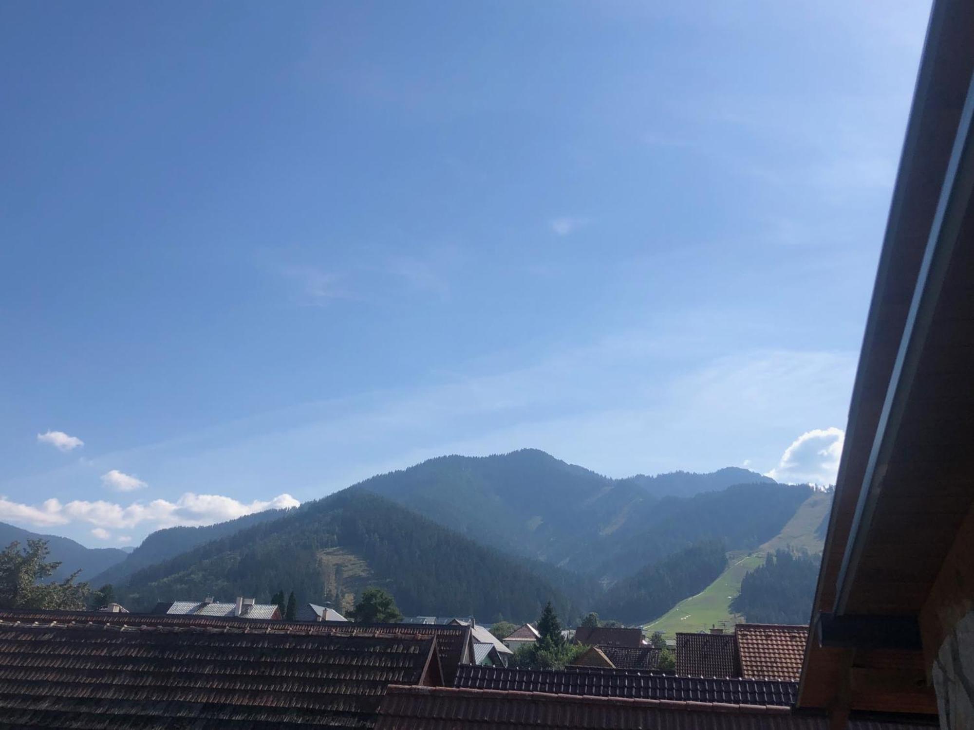 Berg Liptov Hotel Liptovský Mikuláš Екстериор снимка